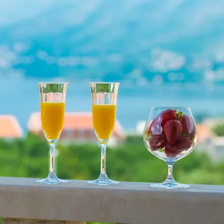 Elena 3 Cavtat