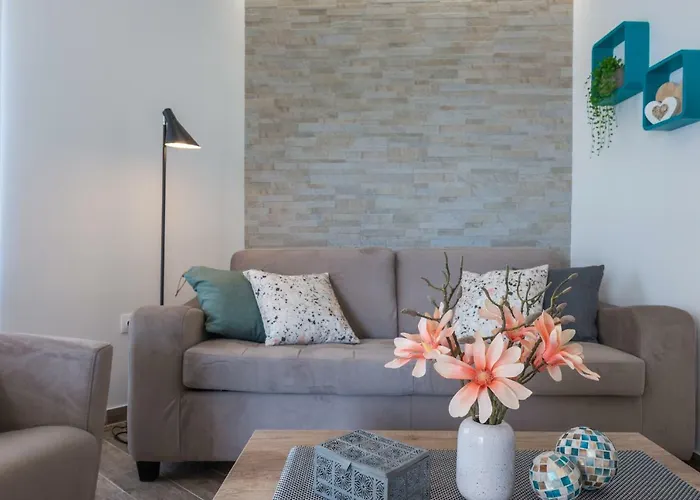 Elena 3 Apartament *