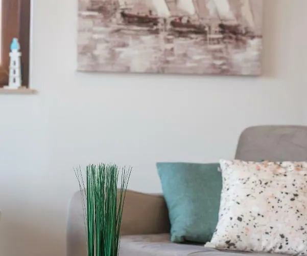 Elena 3 Apartament *