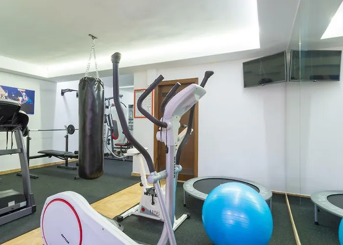 Elena 3 Apartament *